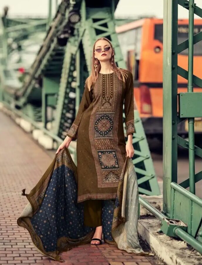 DIGITAL PRINTED UNSTITCHED PASHMINA SUIT WITH HAND WORK