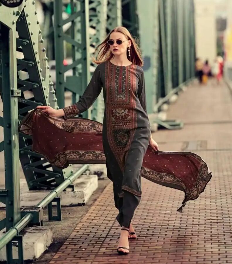 DIGITAL PRINTED UNSTITCHED PASHMINA SUIT WITH HAND WORK