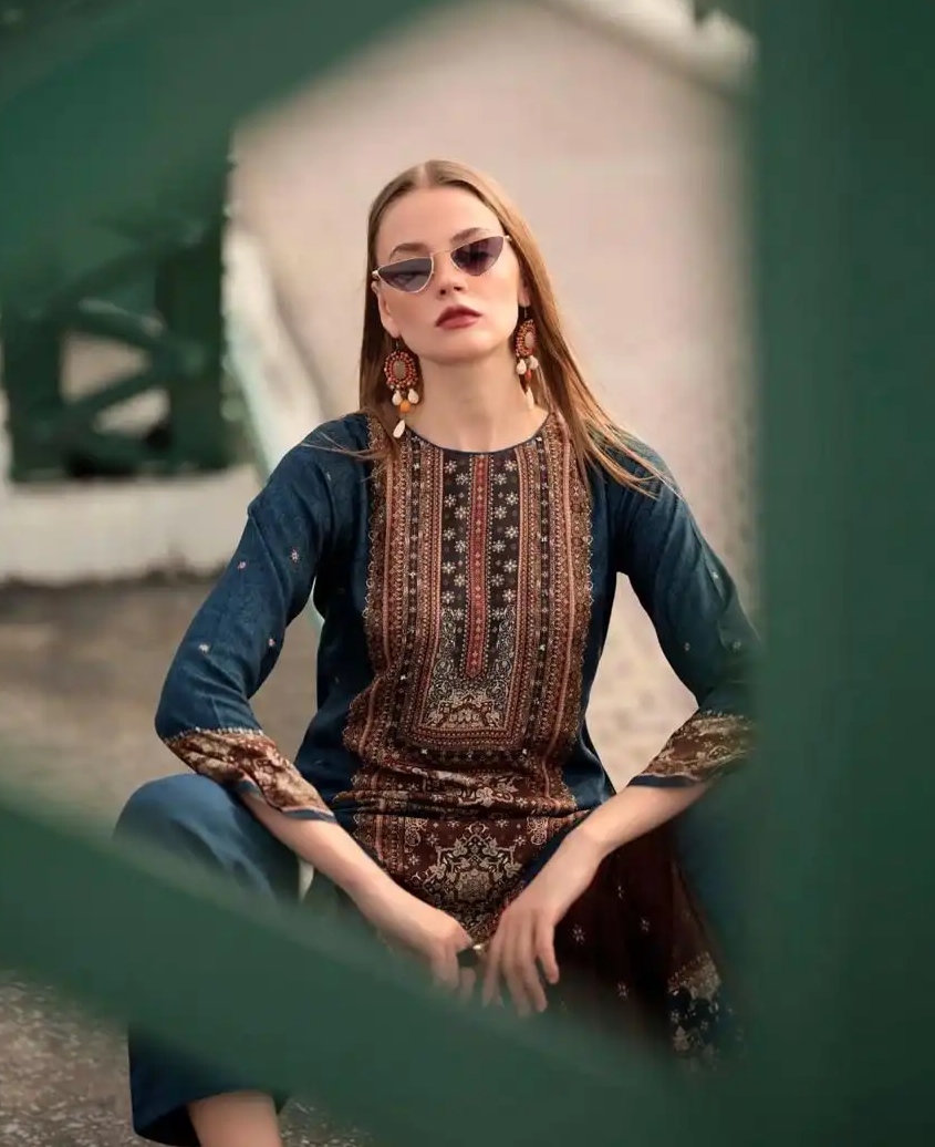 DIGITAL PRINTED UNSTITCHED PASHMINA SUIT WITH HAND WORK - Image 2