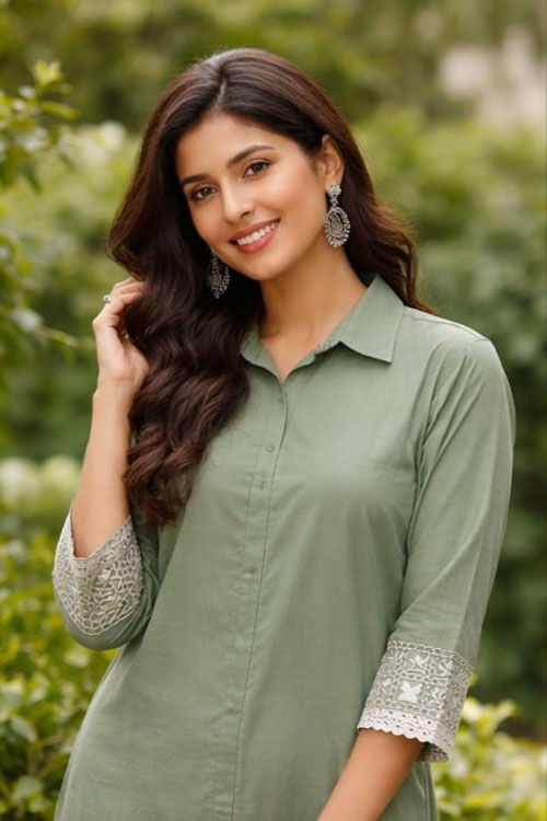 COTTON SILK CO-ORD SET WITH CUTWORK EMBROIDERY (L) - Image 2