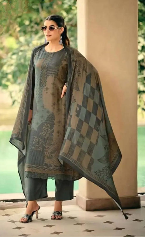 DIGITAL PRINTED UNSTITCHED PASHMINA SUIT WITH LACE WORK